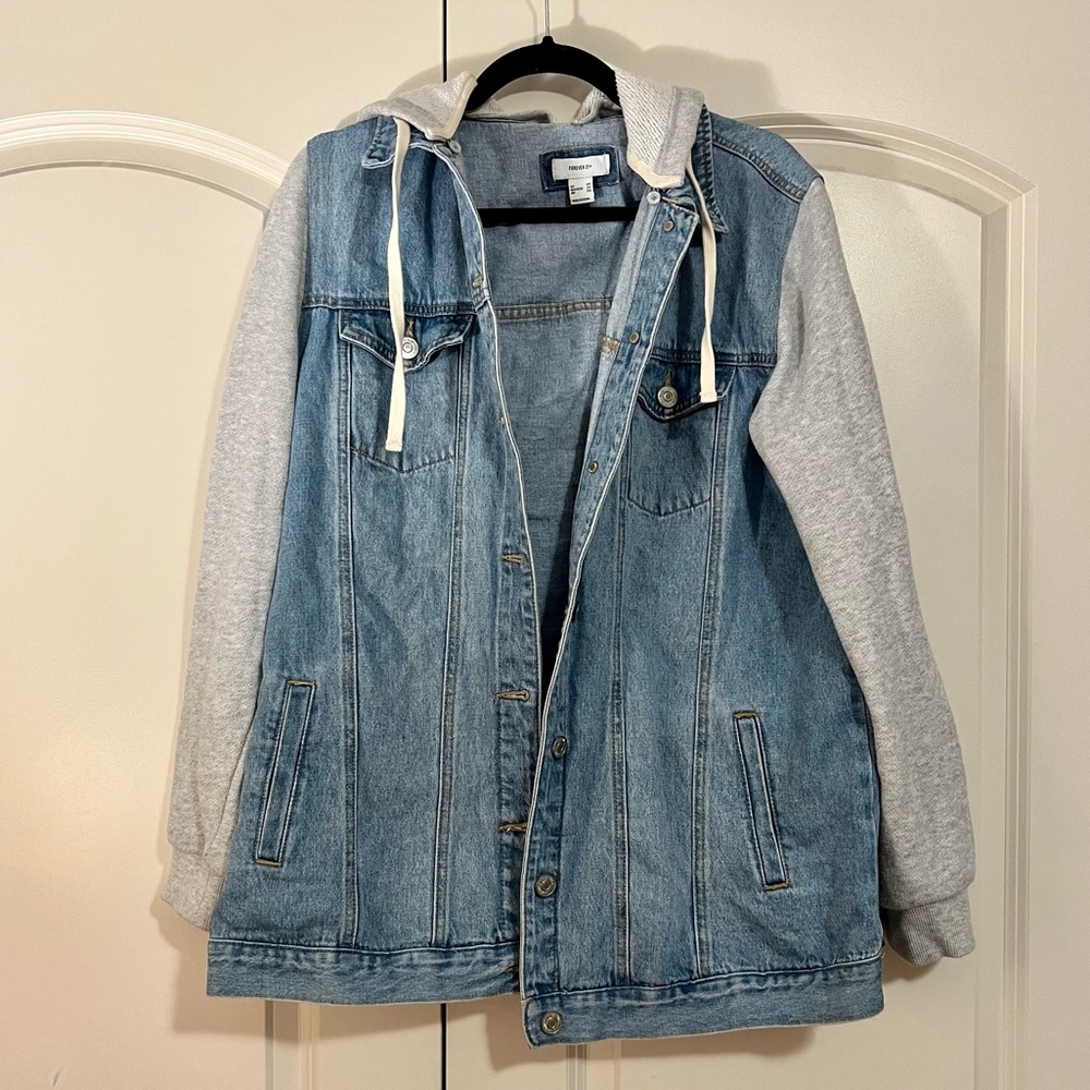 Forever 21 trucker sweatshirt jean jacket